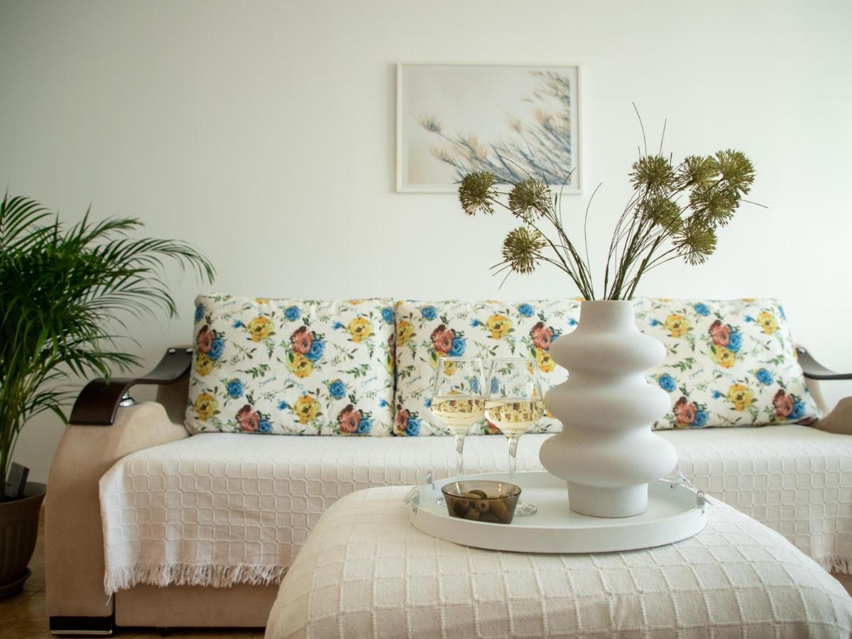 Marin Apartment Constanta Luaran gambar